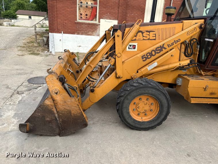 image for item EN0444 1994 Case 580SK backhoe