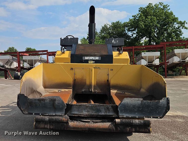 image for item EO7461 2011 Caterpillar  AP555E paver
