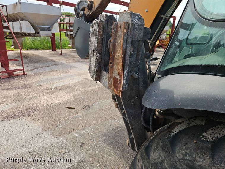 image for item EO7462 2021 Case 580SN backhoe