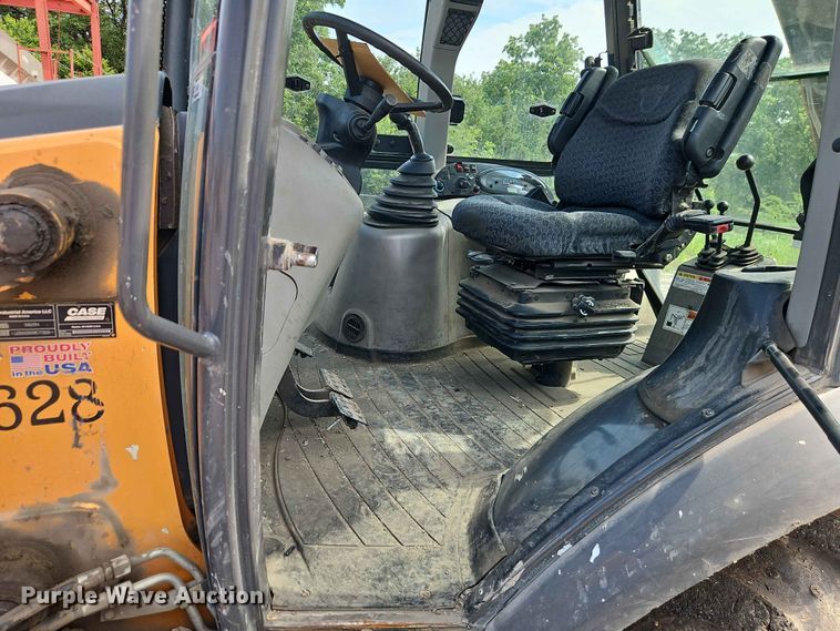 image for item EO7462 2021 Case 580SN backhoe