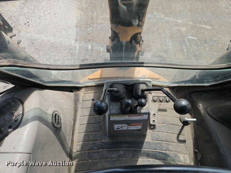 image for item EO7462 2021 Case 580SN backhoe