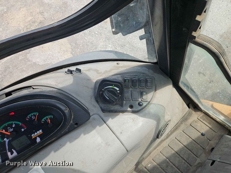 image for item EO7462 2021 Case 580SN backhoe