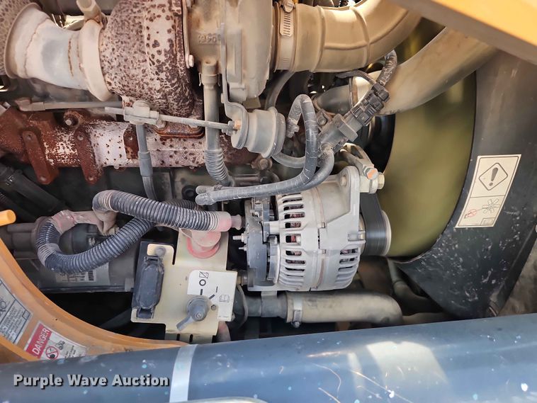 image for item EO7463 2021 Case 580SN backhoe