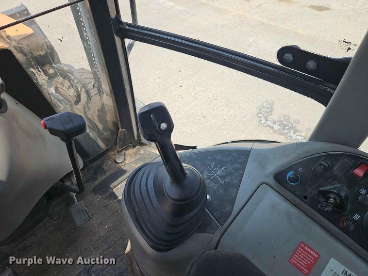 image for item EO7464 2021 Case 580SN backhoe
