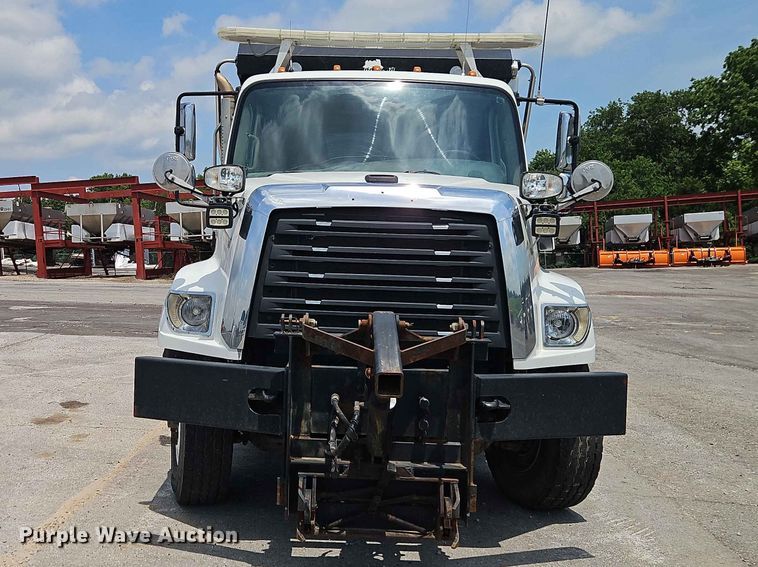 image for item EO7465 2018 Freightliner 108SD 