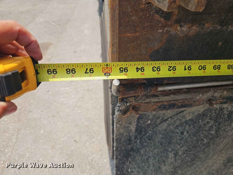 image for item EO7465 2018 Freightliner 108SD 