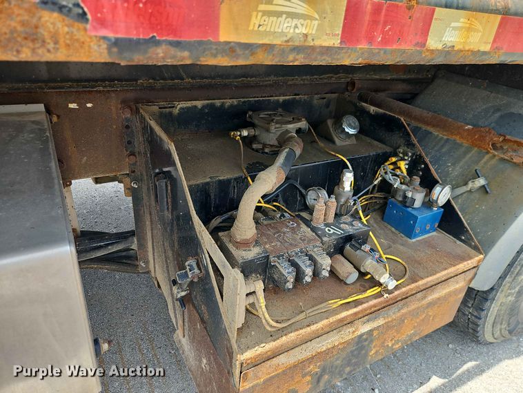 image for item EO7465 2018 Freightliner 108SD 