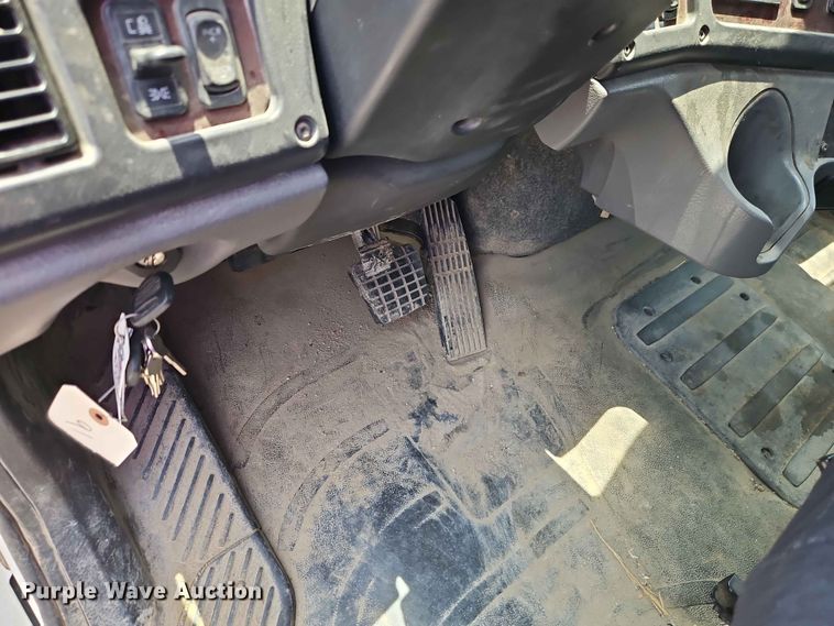image for item EO7465 2018 Freightliner 108SD 