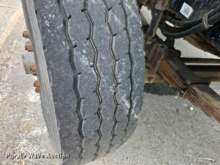 image for item EO7465 2018 Freightliner 108SD 