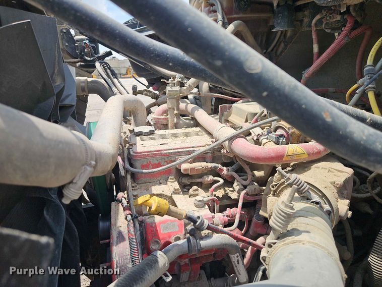 image for item EO7466 2018 Freightliner 108SD dump truck