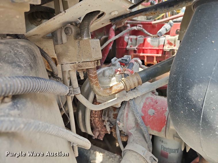 image for item EO7466 2018 Freightliner 108SD dump truck