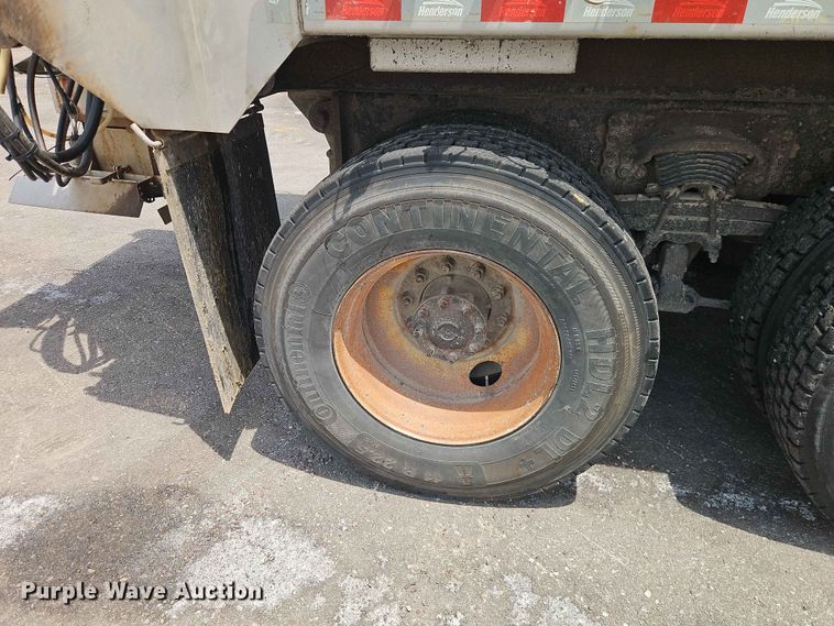 image for item EO7466 2018 Freightliner 108SD dump truck