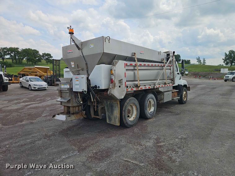 image for item EO7467 2018 Freightliner 108SD dump truck