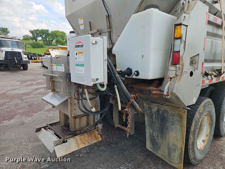 image for item EO7467 2018 Freightliner 108SD dump truck