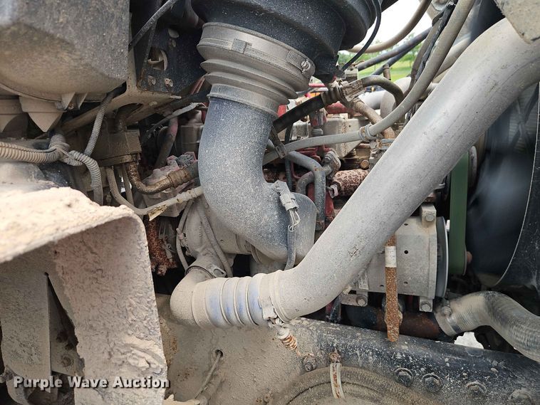 image for item EO7467 2018 Freightliner 108SD dump truck