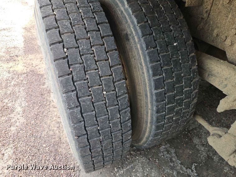 image for item EO7467 2018 Freightliner 108SD dump truck