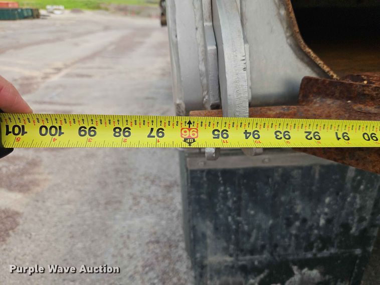 image for item EO7468 2018 Freightliner 108SD dump truck