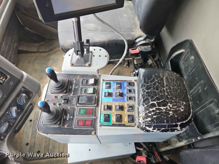 image for item EO7468 2018 Freightliner 108SD dump truck