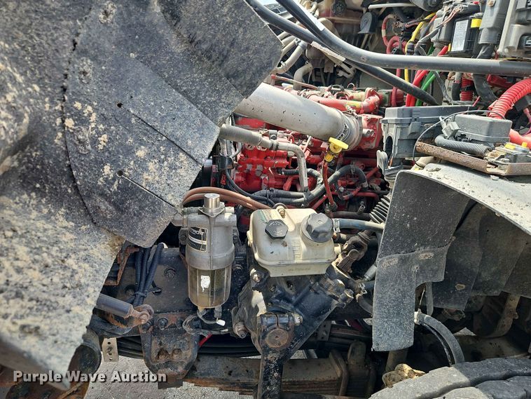 image for item EO7468 2018 Freightliner 108SD dump truck
