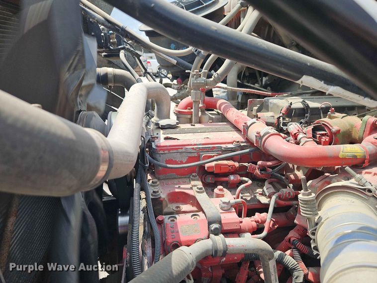 image for item EO7468 2018 Freightliner 108SD dump truck