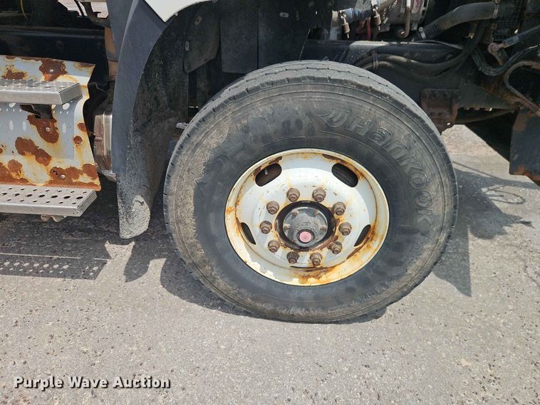 image for item EO7468 2018 Freightliner 108SD dump truck