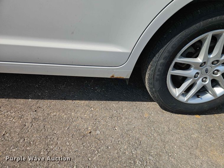 image for item EO7469 2011 Ford Fusion 