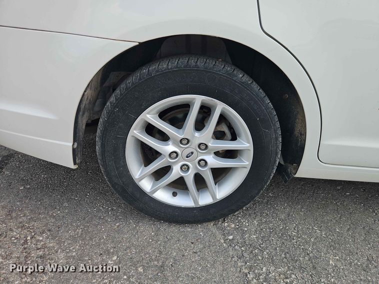 image for item EO7469 2011 Ford Fusion 