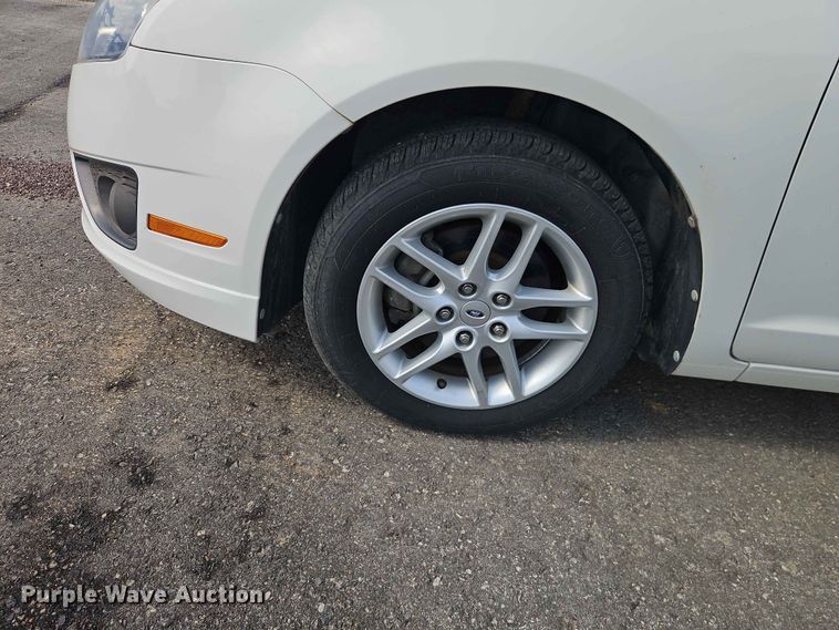 image for item EO7469 2011 Ford Fusion 