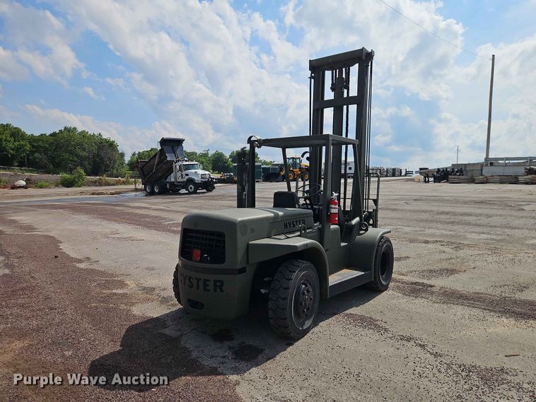 image for item EO7470 1983 Hyster H150F forklift