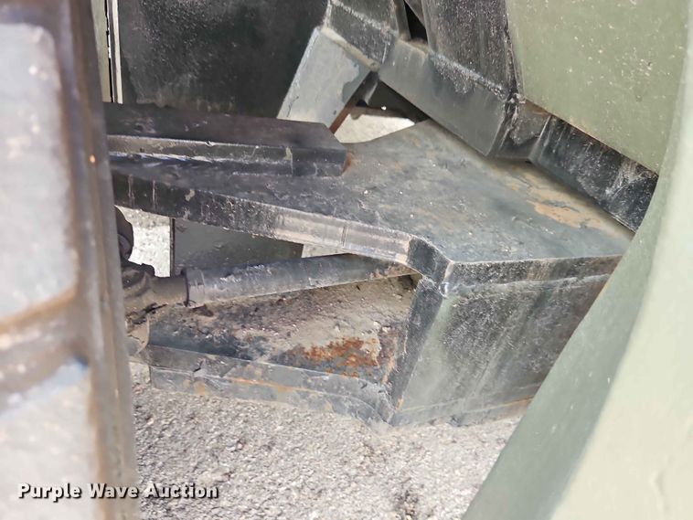 image for item EO7470 1983 Hyster H150F forklift