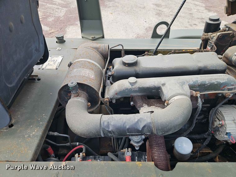image for item EO7470 1983 Hyster H150F forklift