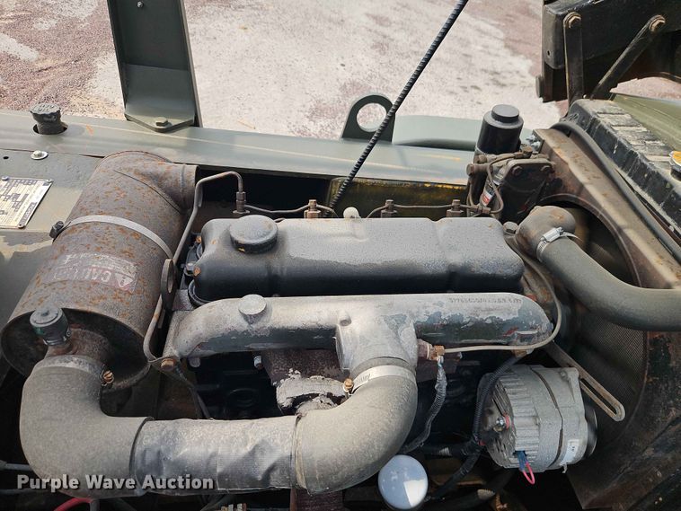 image for item EO7470 1983 Hyster H150F forklift