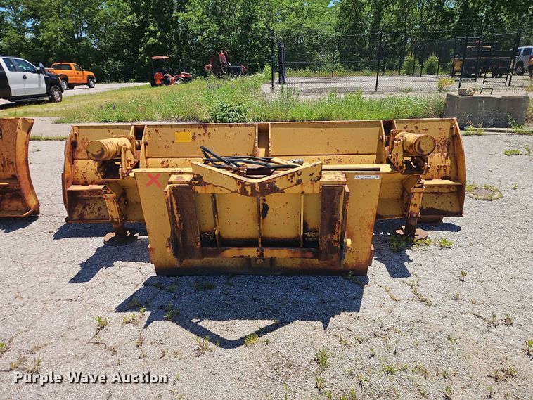 image for item EO8500 Henke 12' plow 