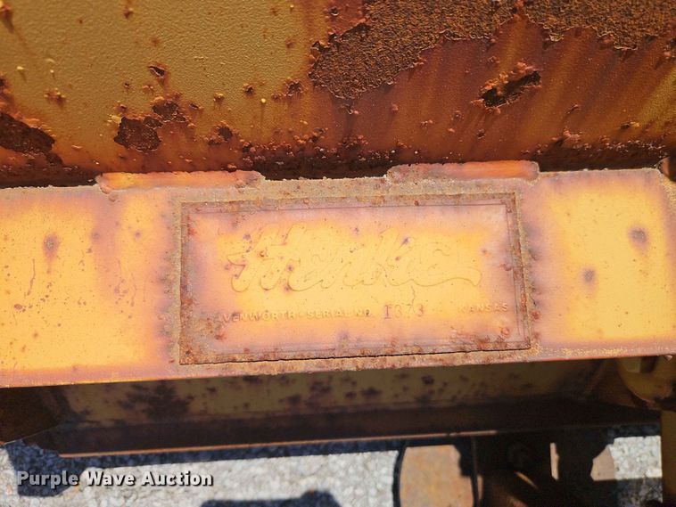 image for item EO8500 Henke 12' plow 