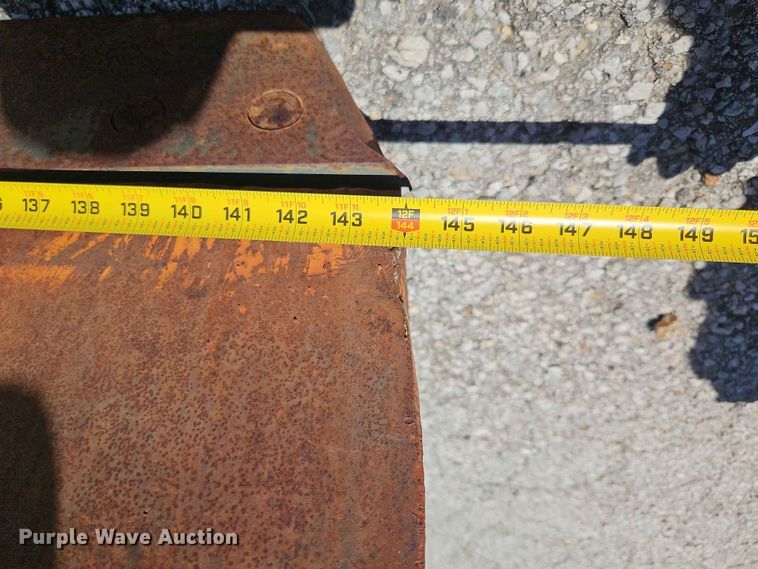image for item EO8501 Henke 12' plow 