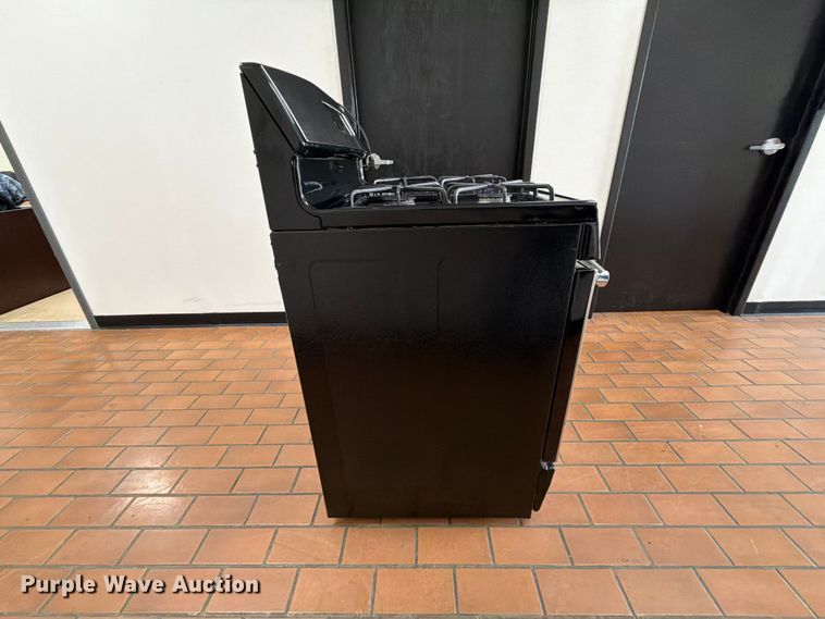 image for item EQ8022 General Electric JGBS6OREF1SS oven