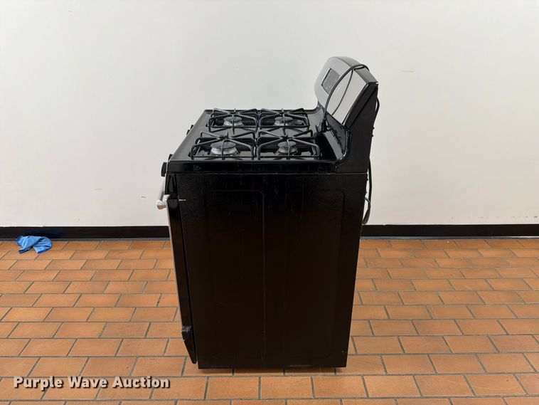image for item EQ8022 General Electric JGBS6OREF1SS oven