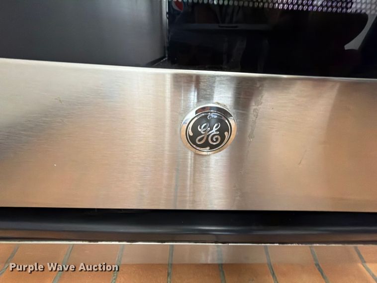 image for item EQ8022 General Electric JGBS6OREF1SS oven