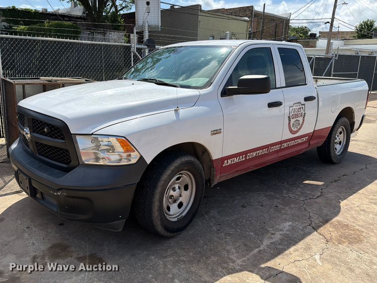 image for item EQ8023 2018 RAM 1500 Ext. Cab pickup truck