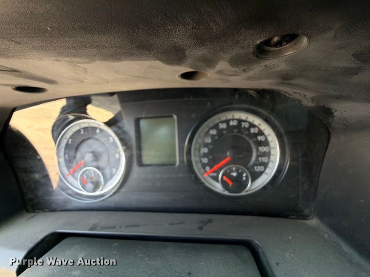 image for item EQ8023 2018 RAM 1500 Ext. Cab pickup truck
