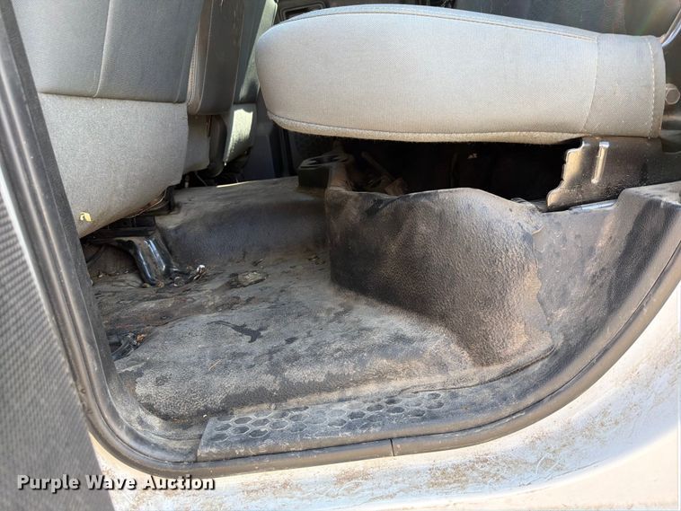 image for item EQ8023 2018 RAM 1500 Ext. Cab pickup truck
