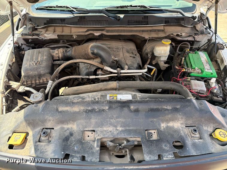 image for item EQ8023 2018 RAM 1500 Ext. Cab pickup truck