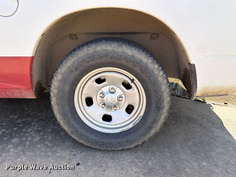 image for item EQ8023 2018 RAM 1500 Ext. Cab pickup truck