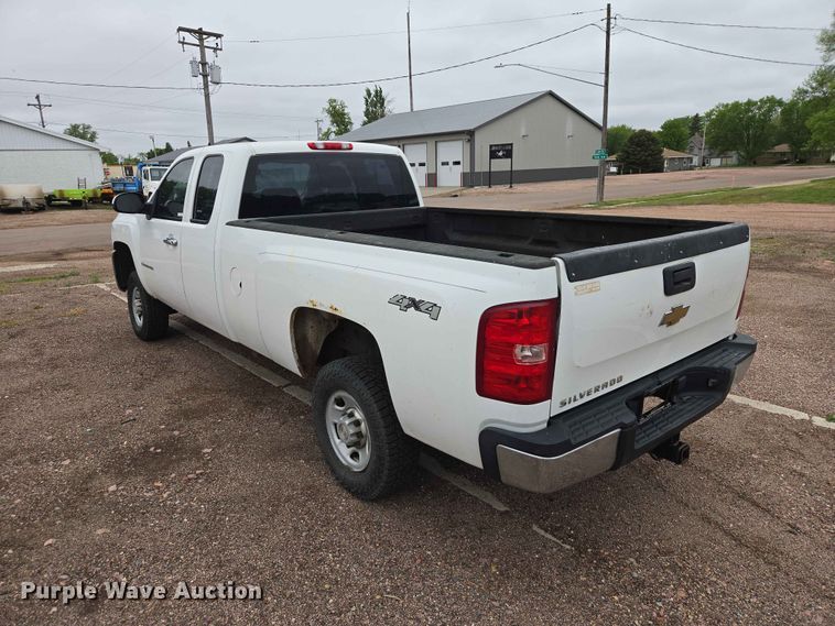 image for item ER1622 2009 Chevrolet Silverado 2500HD Ext. Cab pickup truck