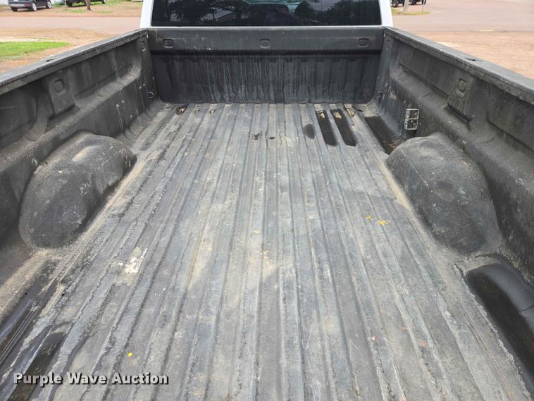 image for item ER1622 2009 Chevrolet Silverado 2500HD Ext. Cab pickup truck