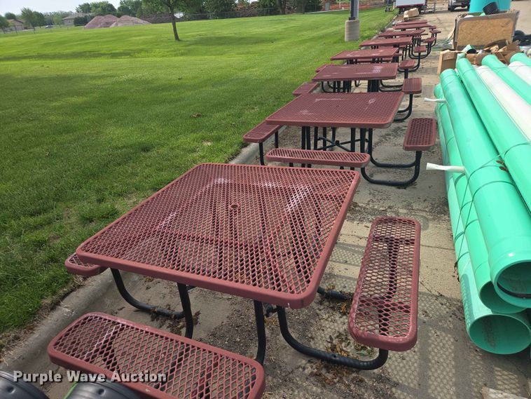 image for item ER1667 (8) metal picnic tables