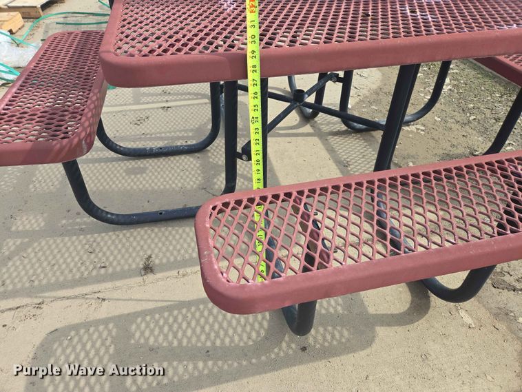 image for item ER1667 (8) metal picnic tables