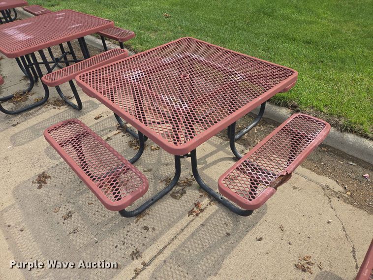 image for item ER1667 (8) metal picnic tables