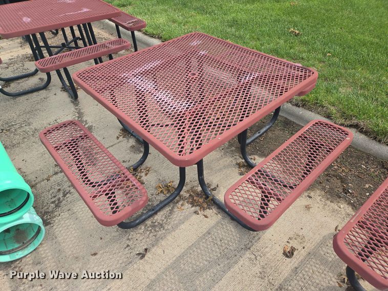 image for item ER1667 (8) metal picnic tables