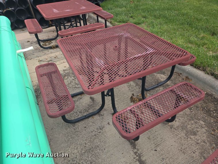 image for item ER1667 (8) metal picnic tables